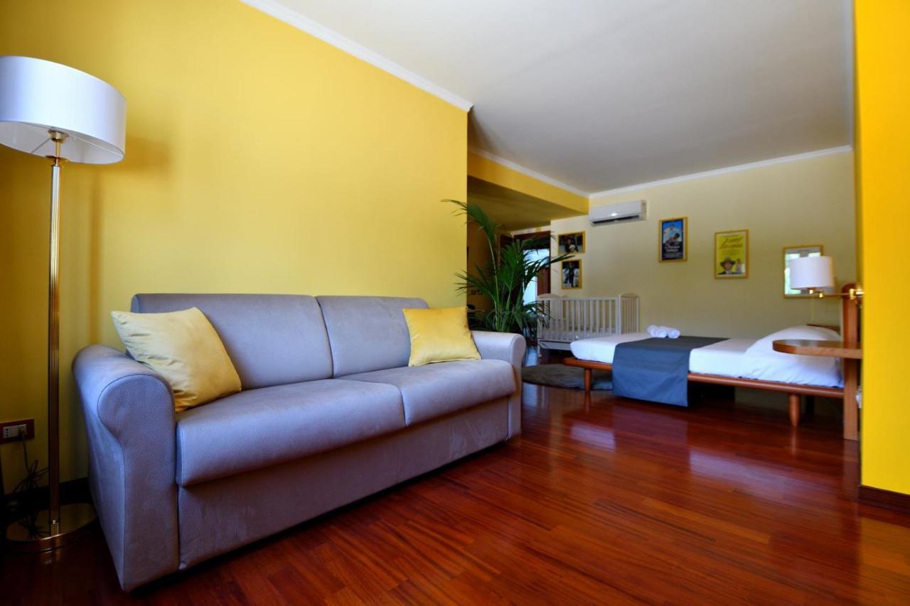 Le Cinema Bed & Breakfast Formia Luaran gambar